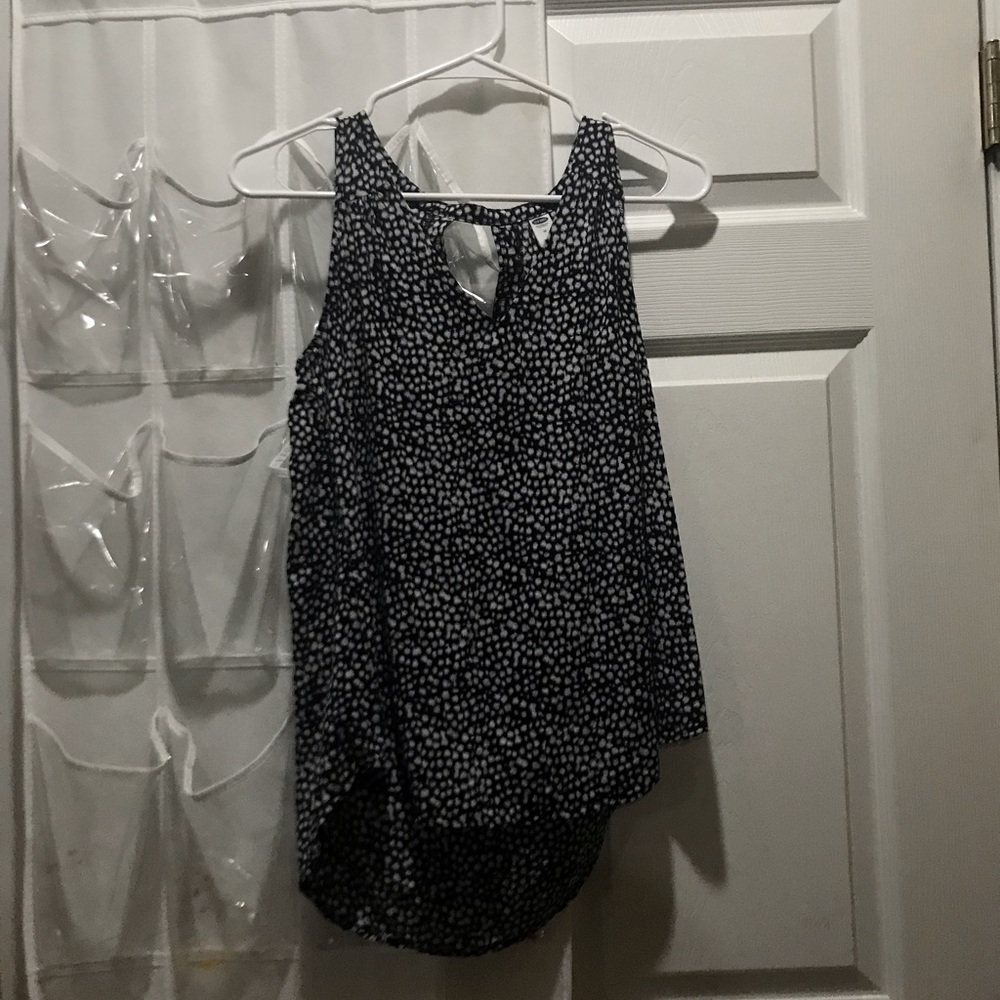 OLD NAVY WOMEN’S BLACK TANK TOP
